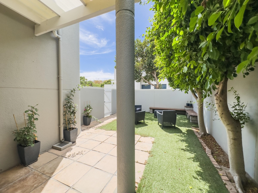 3 Bedroom Property for Sale in Plattekloof Western Cape